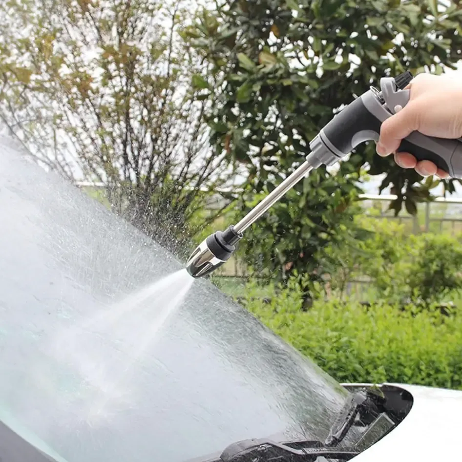 Qinux WaterBlitz wand in use while cleaning a car
